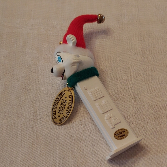 Pez Polar Bear Ornament - Picture 3 of 8